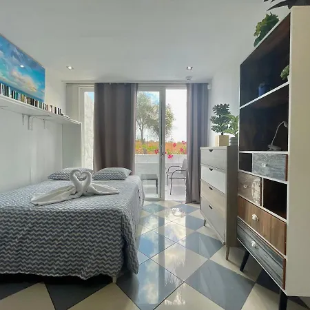 Apartment Little Paradise